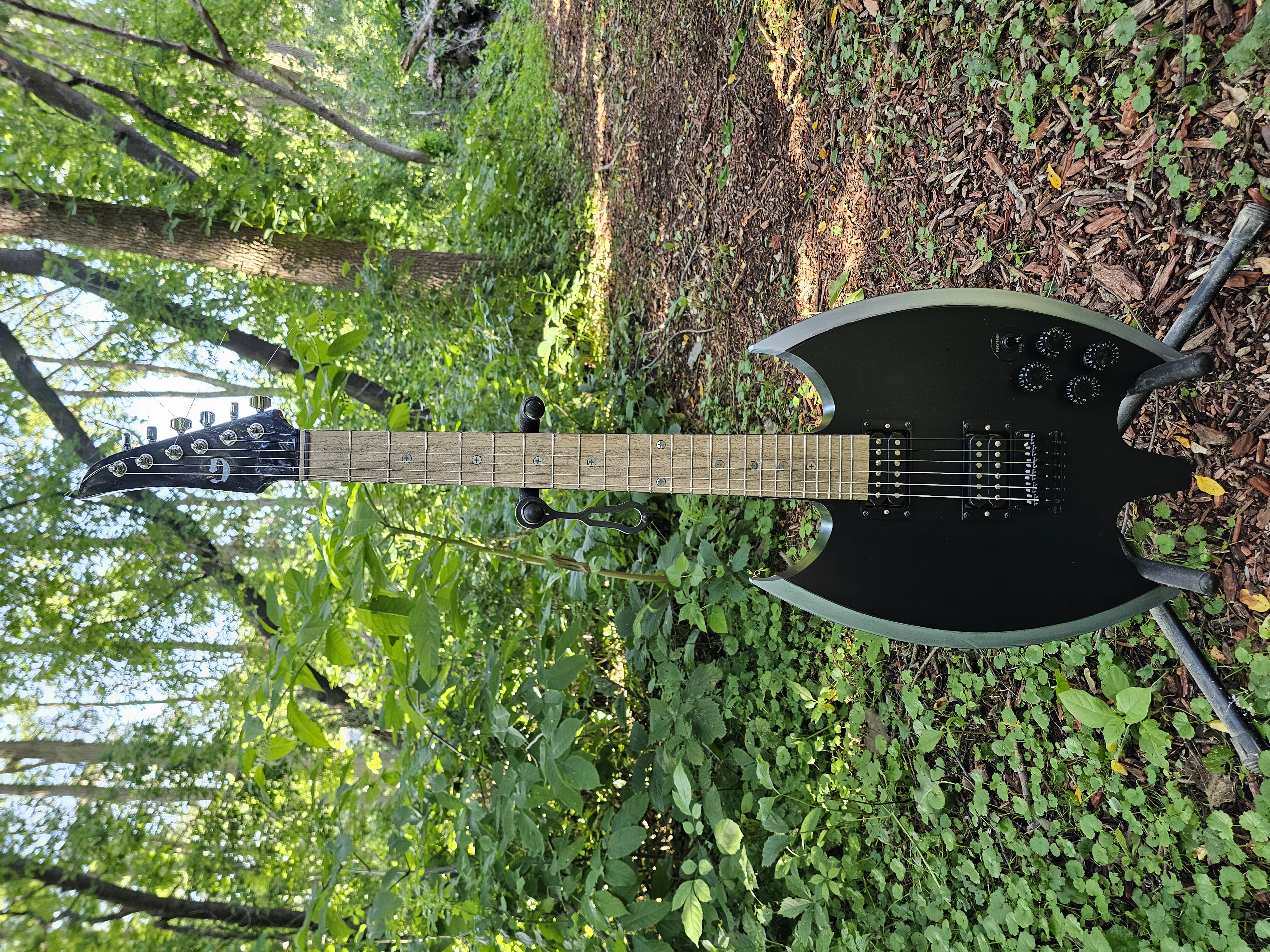 BattleAxe Guitar Full